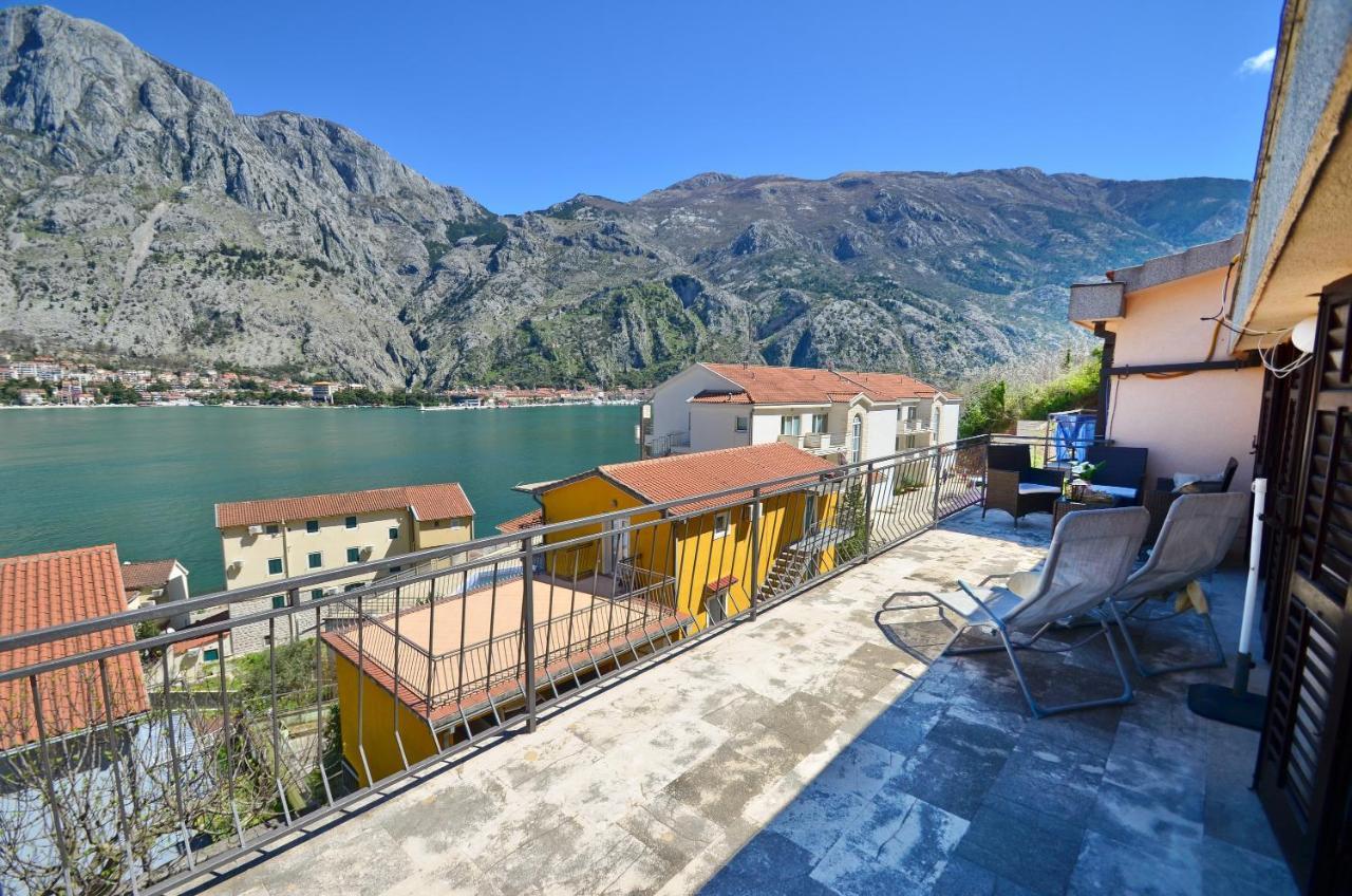 Apartments Andrija Kotor Bagian luar foto
