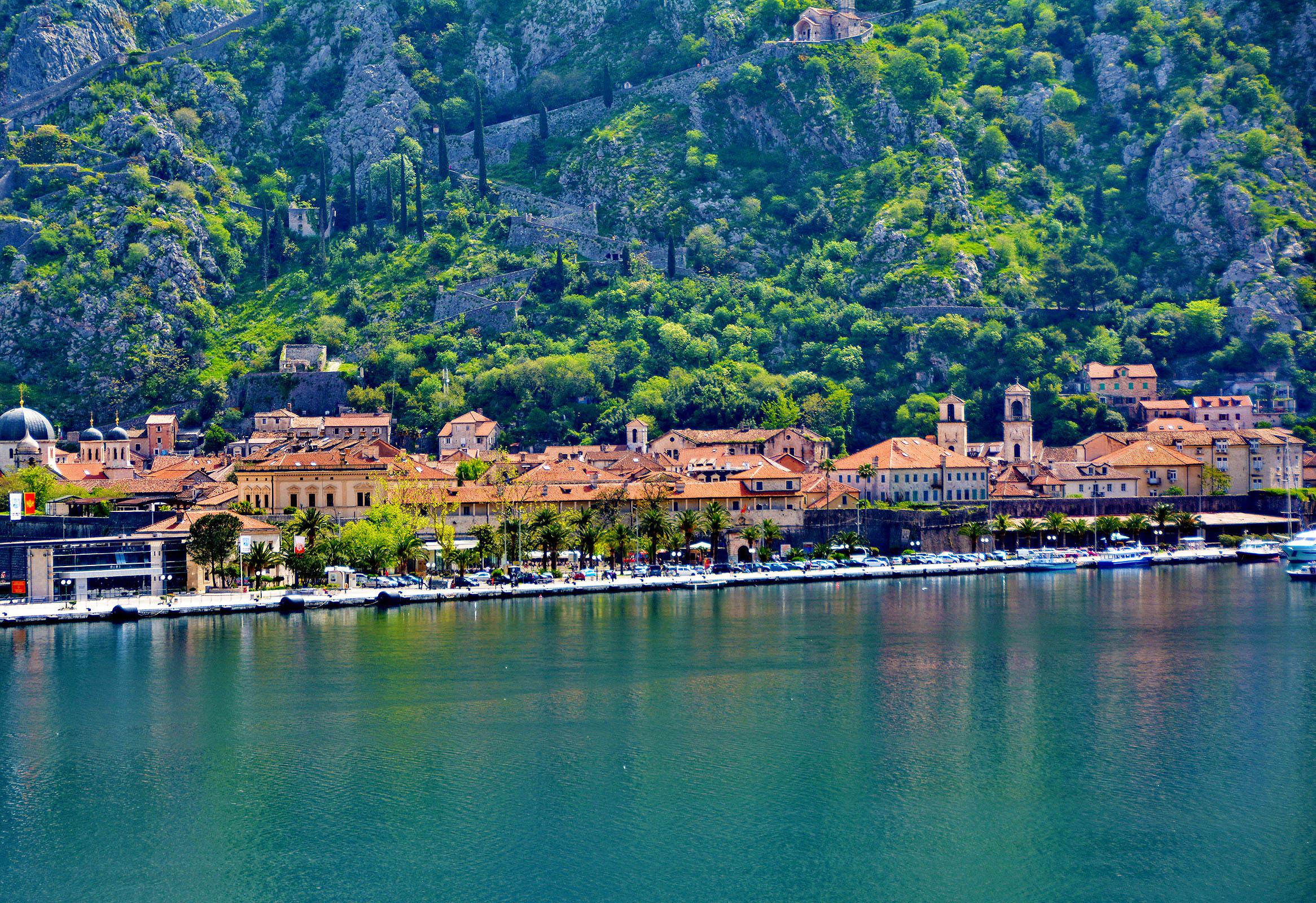 Apartments Andrija Kotor Bagian luar foto